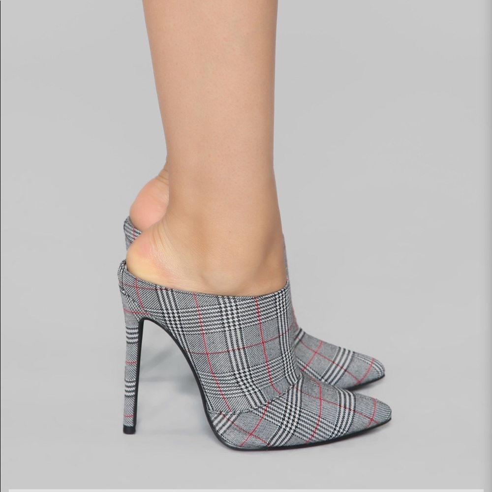 Fashion Nova Give Me The Sass Mule Pump! - Picture 4 of 7